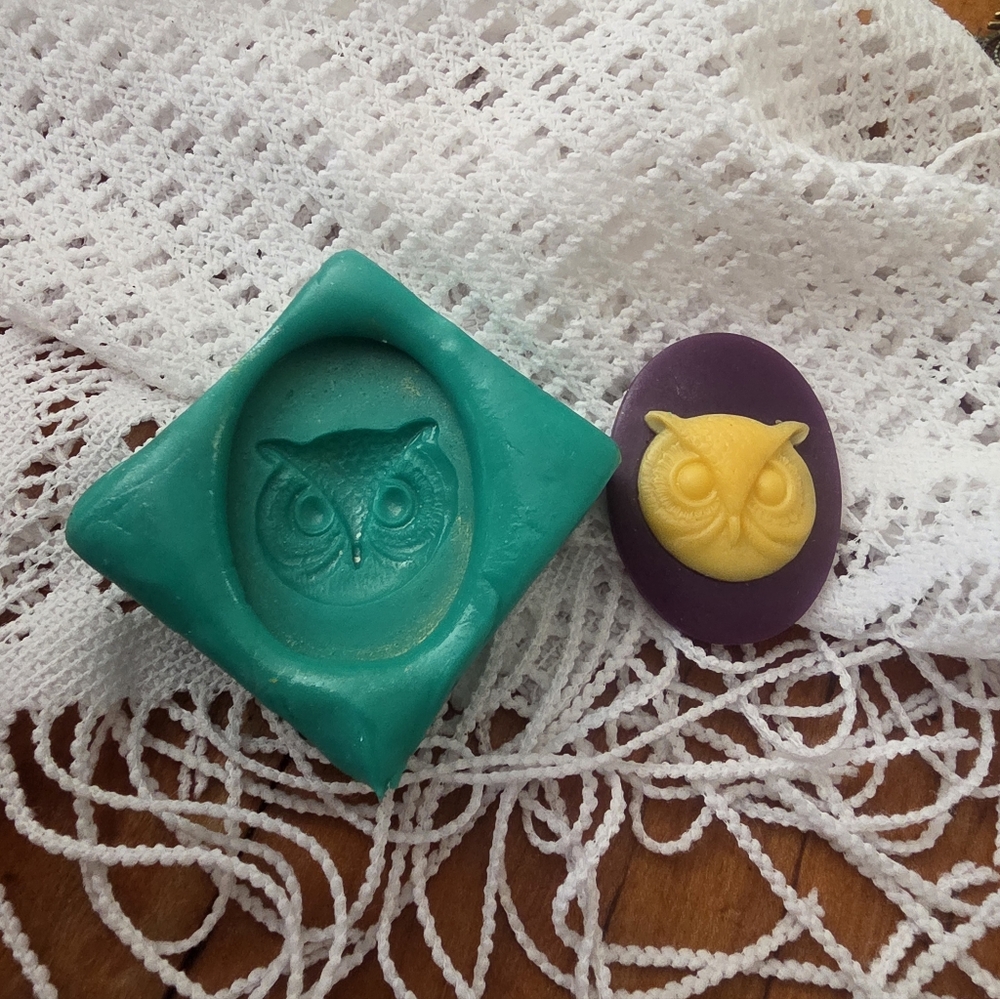 Round Owl Head Cameo Mold, Jewelry Making For Resin / Polymer Clay